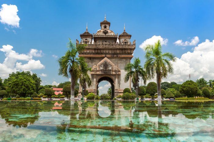 Private Vientiane Half Day City Tour (H10)